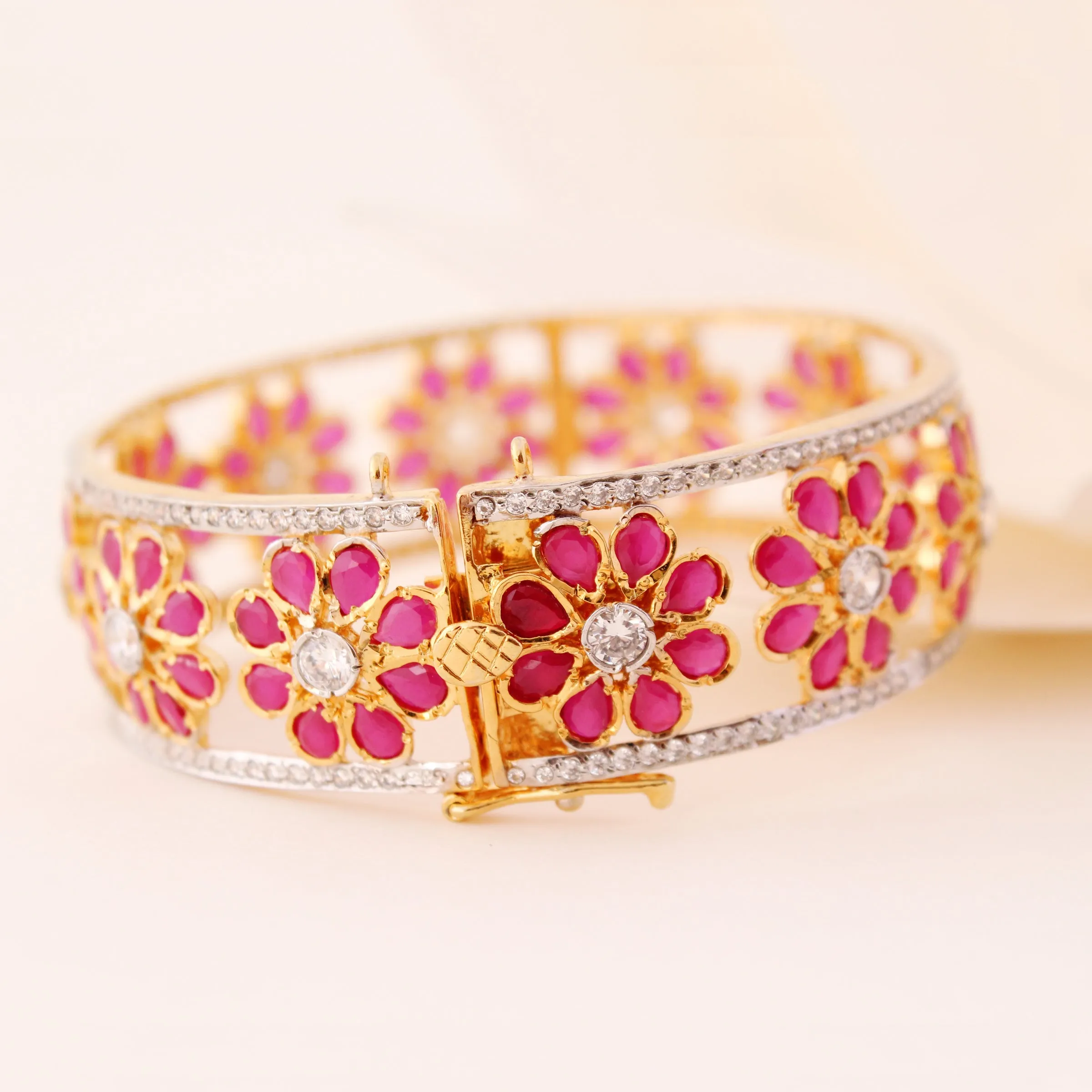 Bangle in Chetum and Zircons