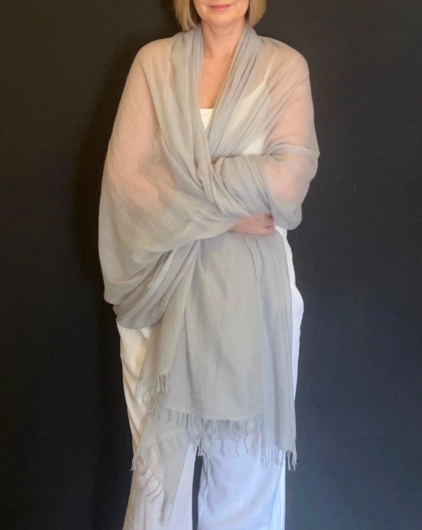 PURE CASHMERE LIGHT GREY WRAP